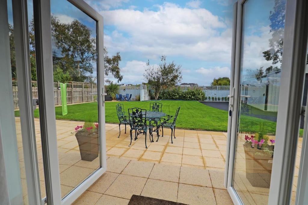 Luxury Detached Home Close To Strangford Lough Killinchy Exterior photo